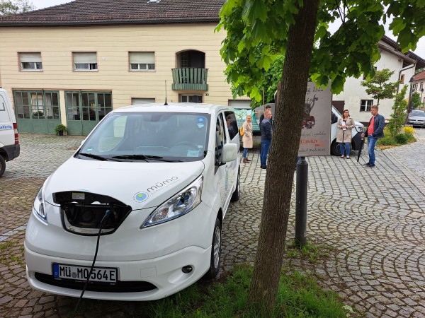 Carsharing-Kleinbus in Oberbergkirchen