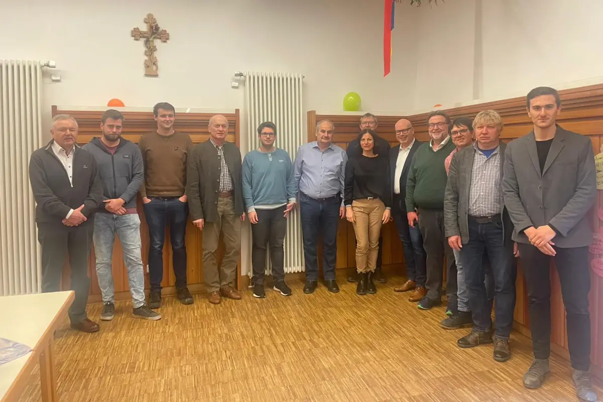 Gruppenfoto des EnergieCoaching Beratungstag "Wärmenetze" der ILE Schwarzach-Regen