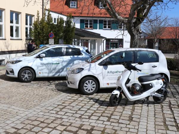 Im Sommer 2021 konnten Elektroautos und ein E-Roller getestet werden