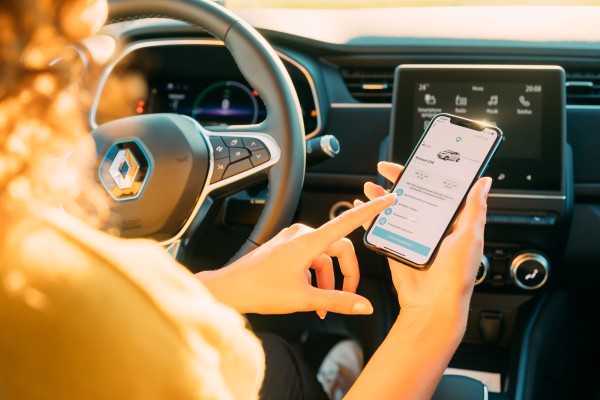 Nutzer können Fahrzeuge per App buchen - spontan oder im Voraus