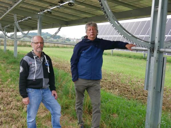 Die Initiatoren unter der Agri-PV-Anlage